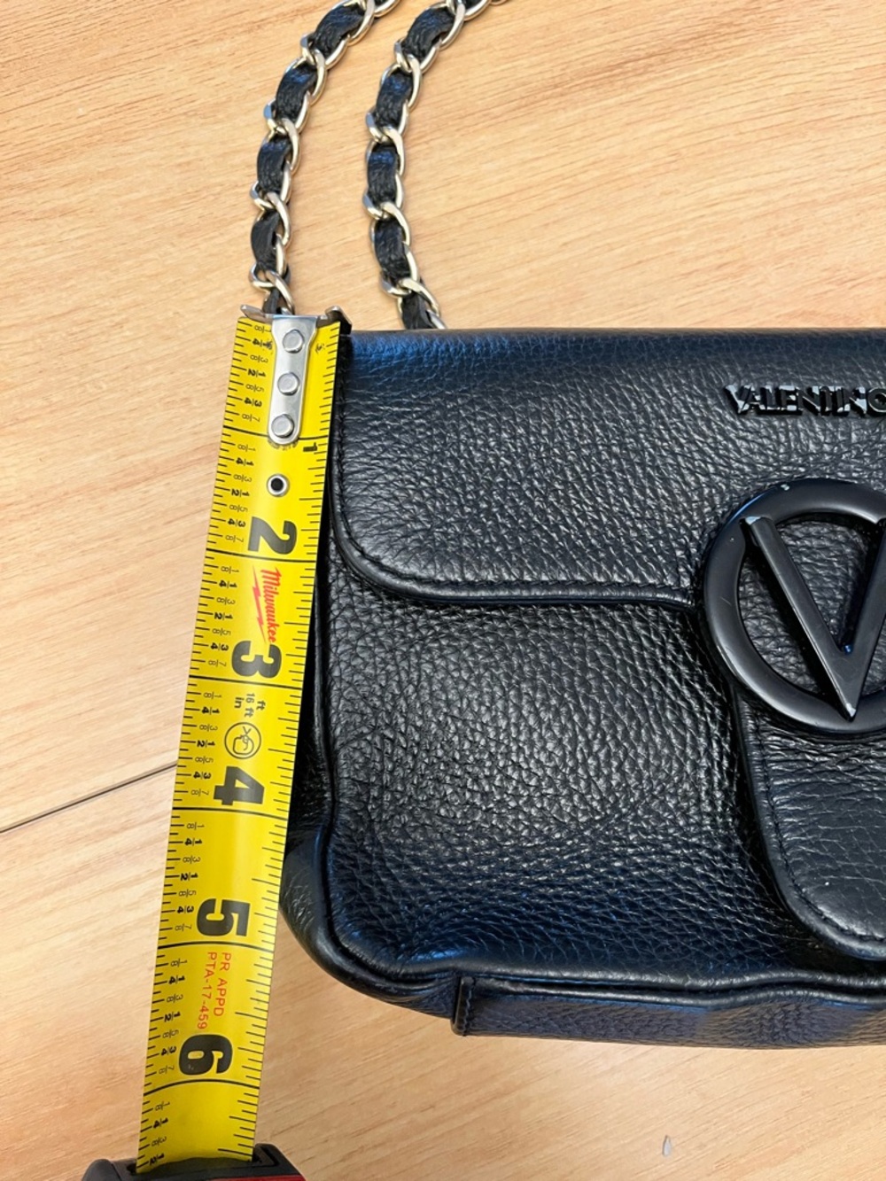 Valentino By Mario Valentino Black Pebbled Leather Shoulder Bag with Chain Strap - Picture 4 of 5